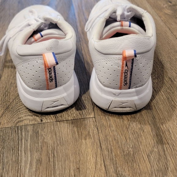 Speedo tennis shoes - Picture 2 of 5